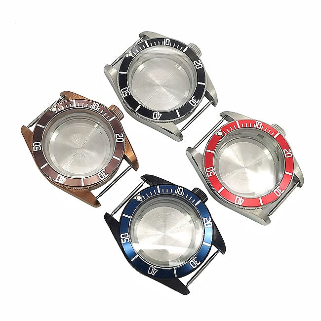 4 Diving-Style Watch Cases