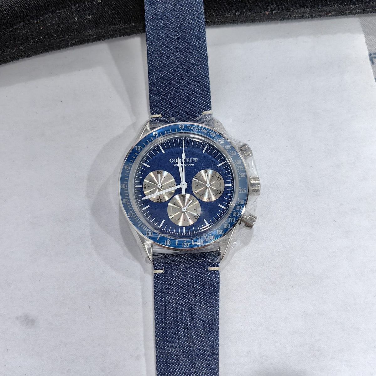Corgeut 9005 Steel White Eye & White Hands Leather Quartz Watch